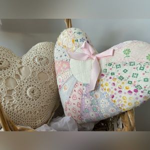 Set of 2 fabric heart pillows